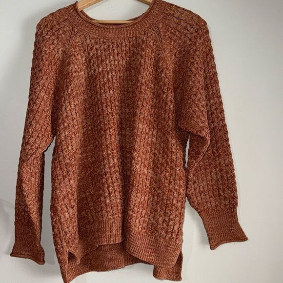 Time and Tru Women's Textured Hi-Lo Sweater, Midweight - Picture 1 of 8